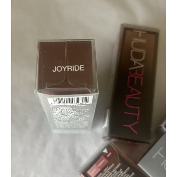 Huda Beauty LipstickPower Bullet Matte Lipstick Browns & Nudes Set (Lot x 16) - Picture 3 of 8